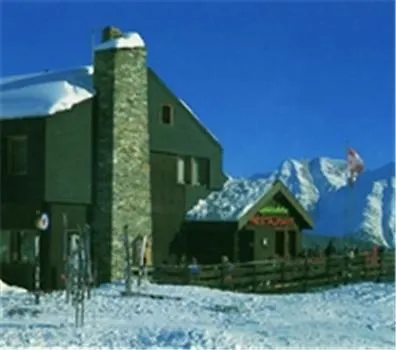 Szálloda Sparrhorn 2*